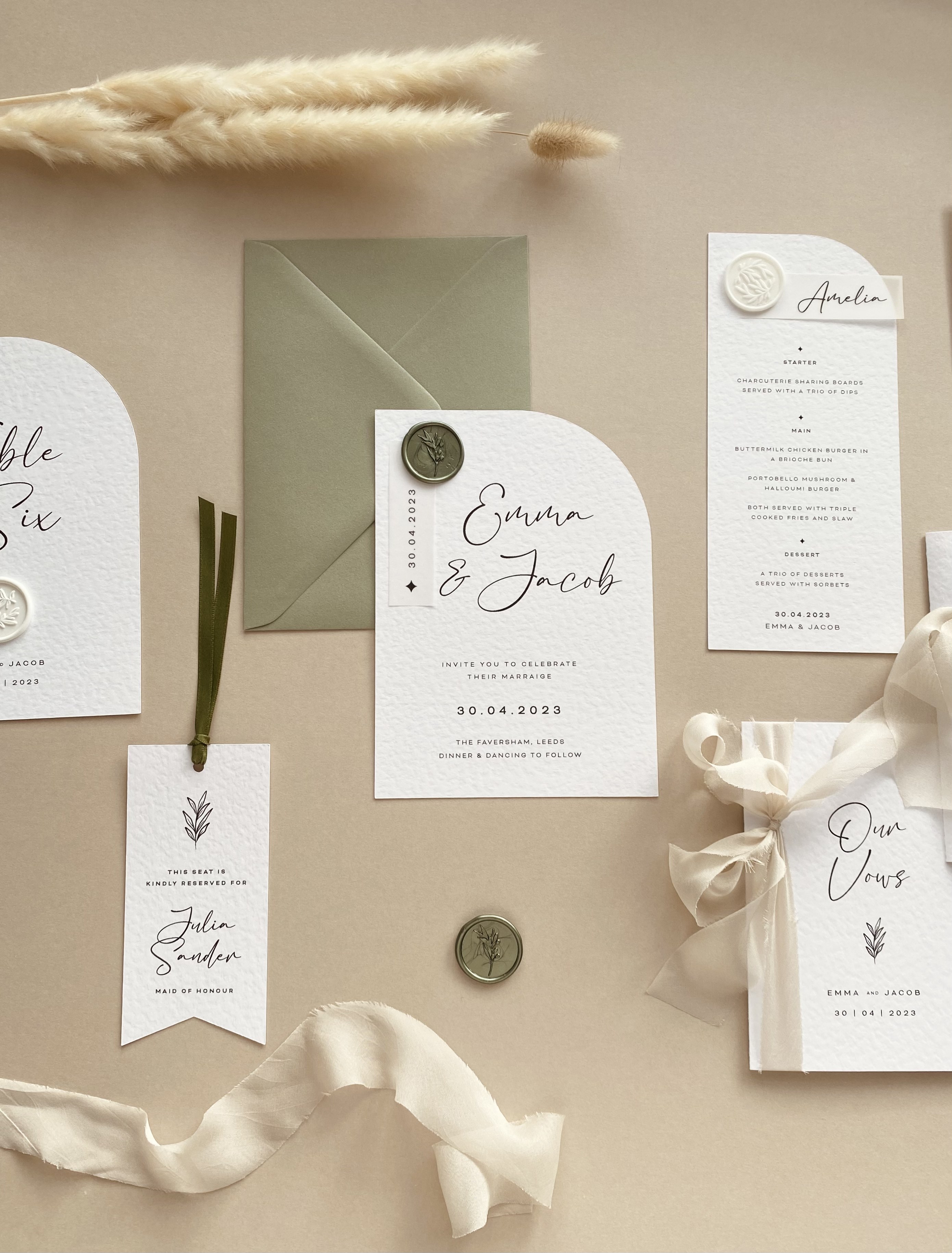 Sustainable wedding invitations: 5 things I use to create them